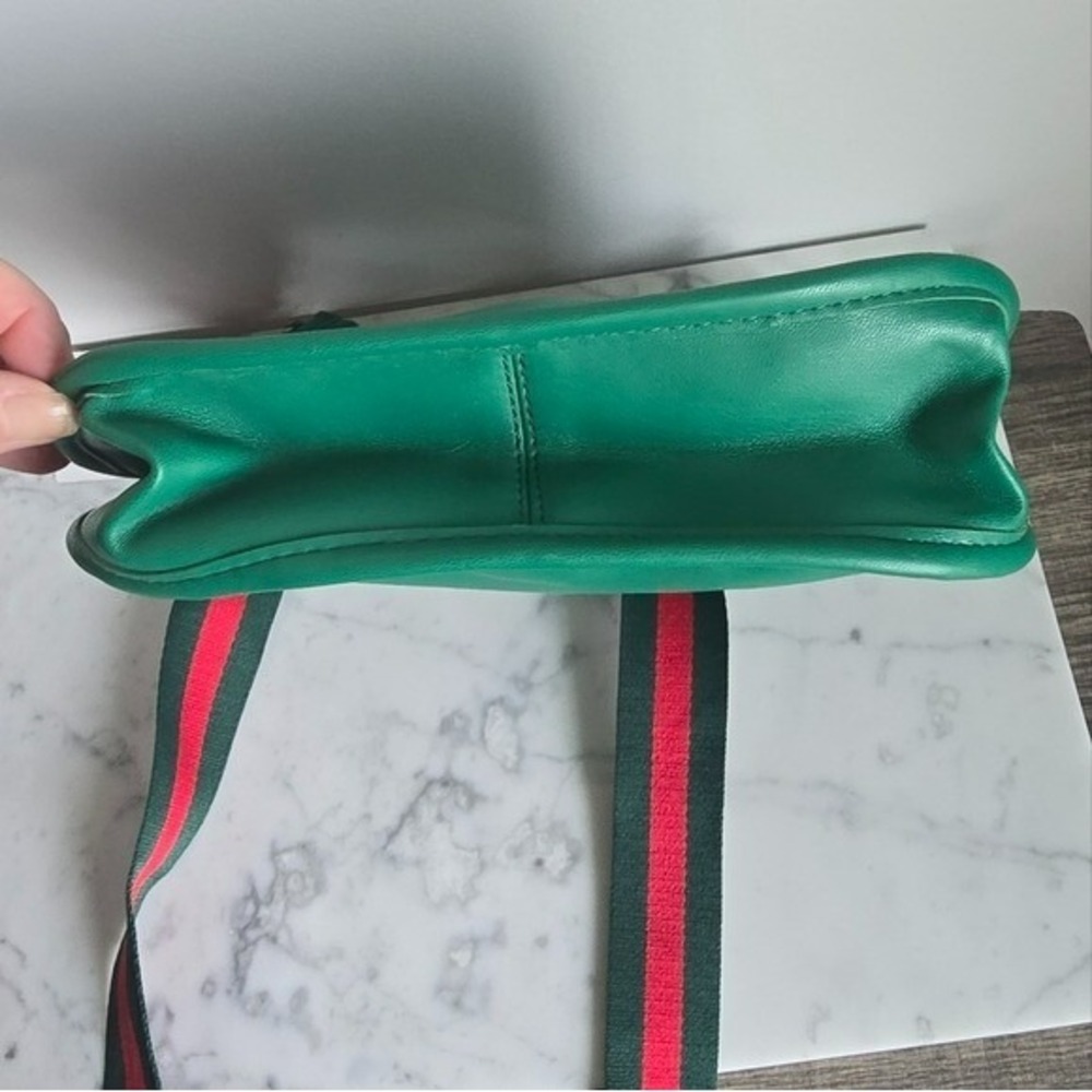 Ahdorned NEW Green Vegan Leather Stripe Crossbody Strap Messanger Bag Preppy - Picture 6 of 10
